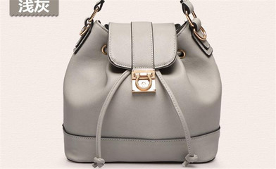 闊昌箱包皮具 引爆加盟熱潮，共創(chuàng)時(shí)尚零售新未來